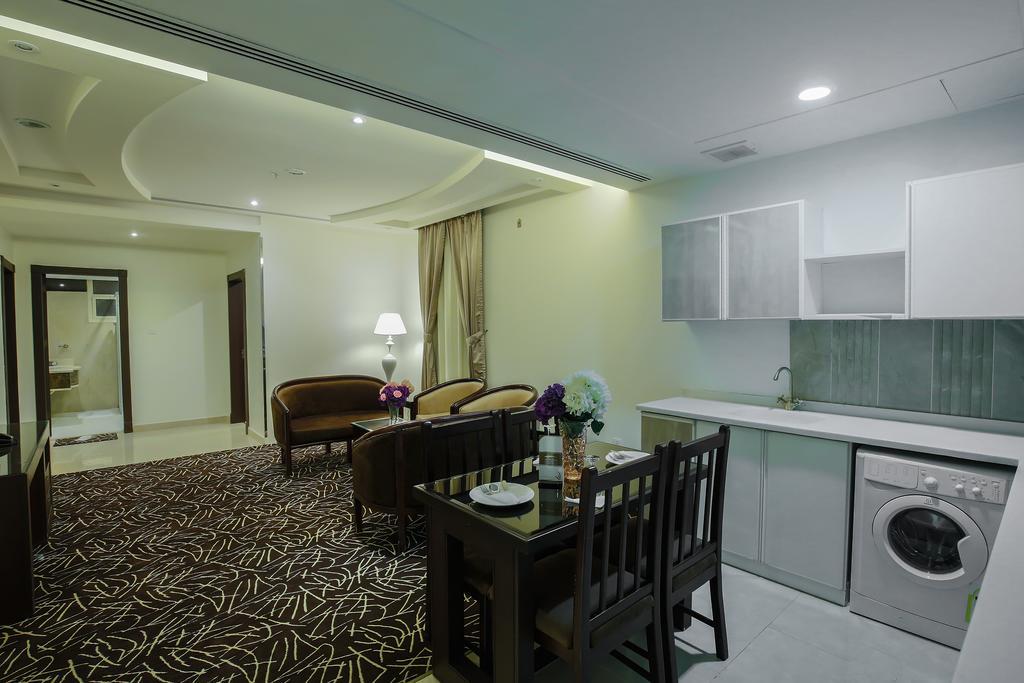 Rest Night Hotel Apartment Riadh Exterior foto A suite at the hotel