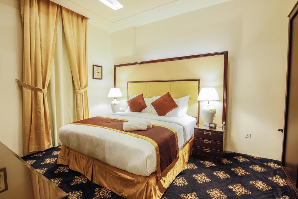 Rest Night Hotel Apartment Riadh Exterior foto A bedroom at the hotel
