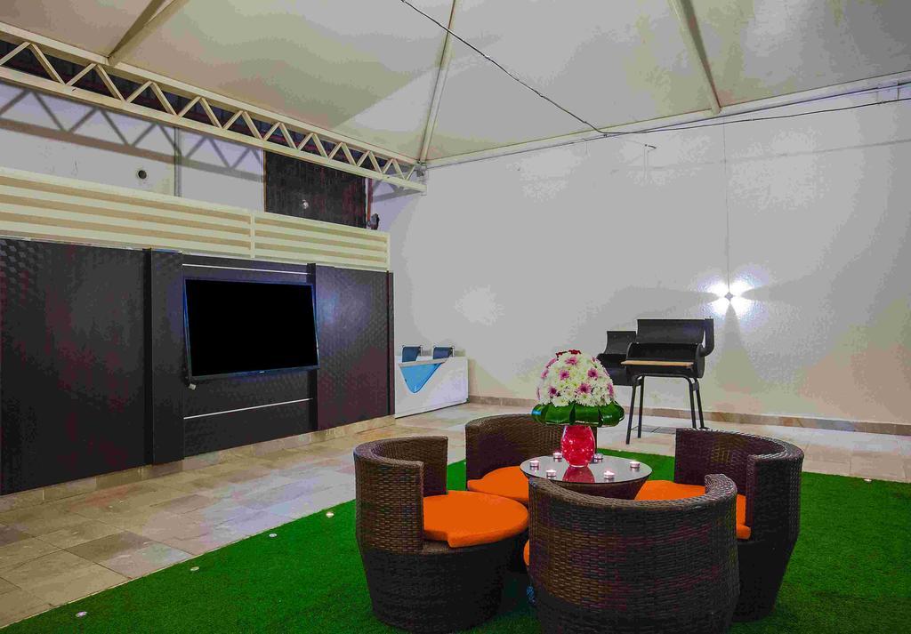 Rest Night Hotel Apartment Riadh Exterior foto The interior of a tent