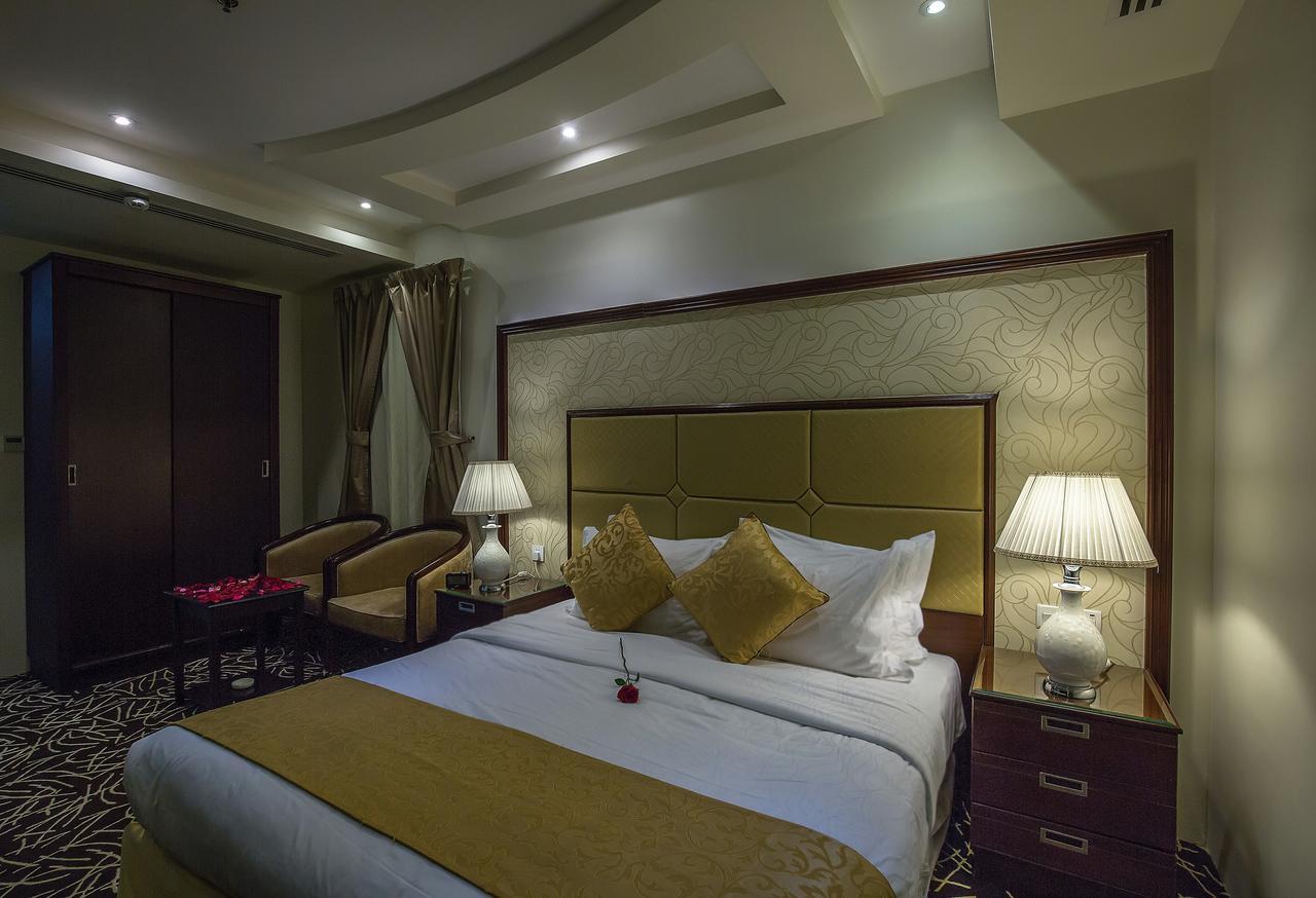 Rest Night Hotel Apartment Riadh Exterior foto A bedroom at the hotel